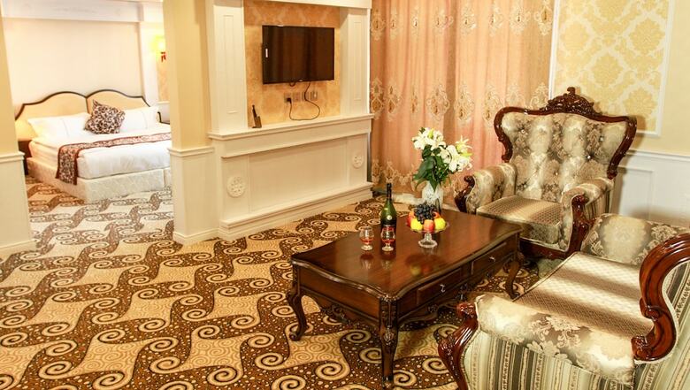 Royal House Hotel 2