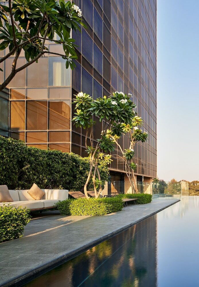 Hotel The Den Bengaluru