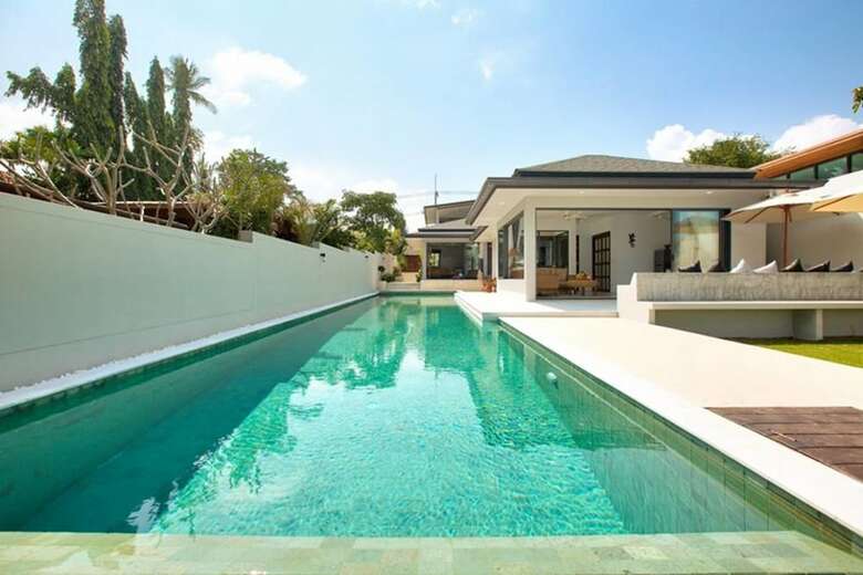 7 Bed Beautiful Beach Front Villa