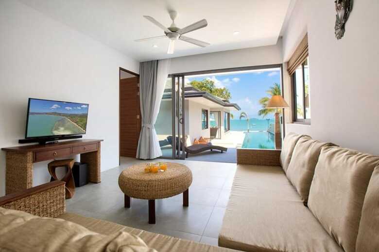 7 Bed Beautiful Beach Front Villa