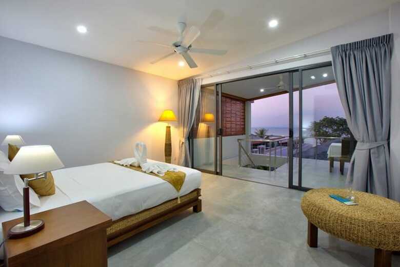 7 Bed Beautiful Beach Front Villa