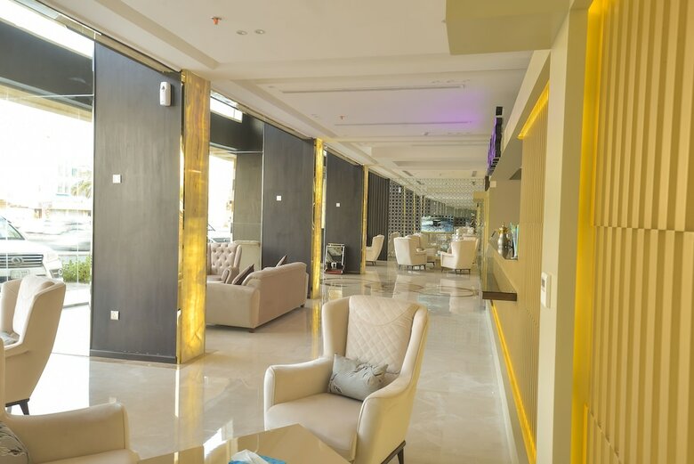Rose White Hotel
