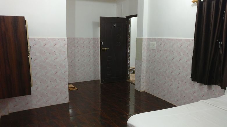 Hotel Saby Guest House
