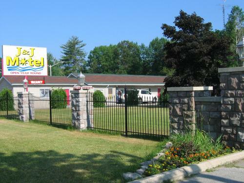 J & J Motel