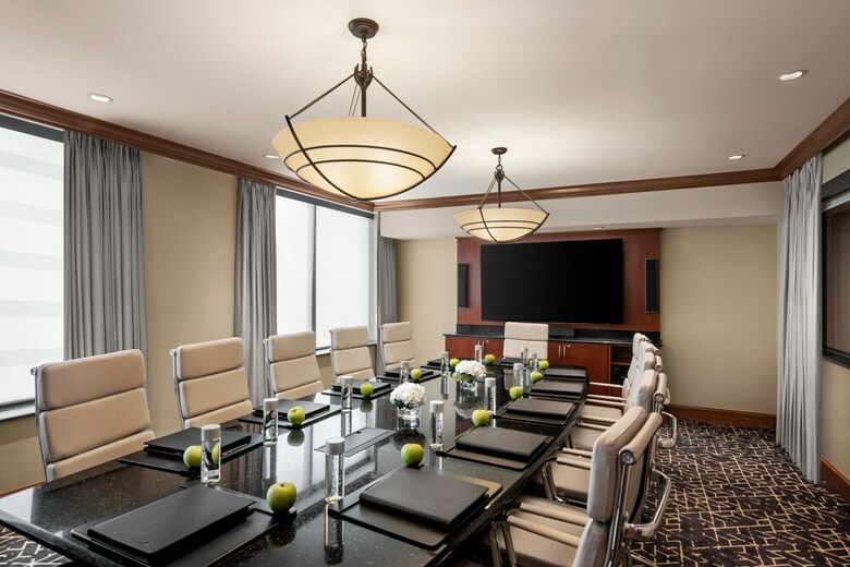 Hotel Embassy Suites By Hilton Fort Worth Downtown