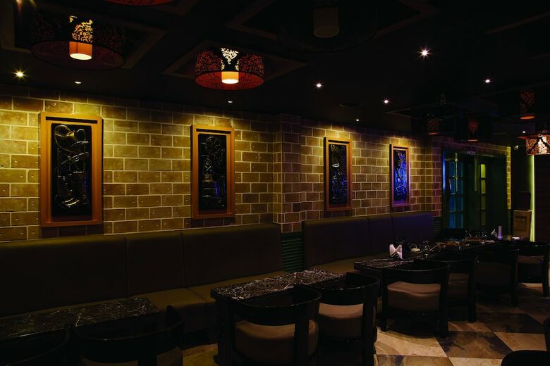 Hotel Urvashi Residency