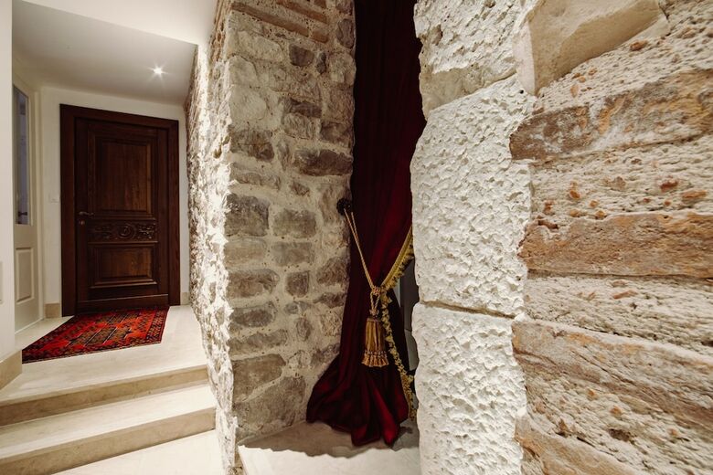 Villa Nepos Hotel