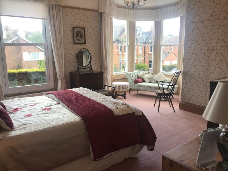 Bed & Breakfast Cheriton Lodge