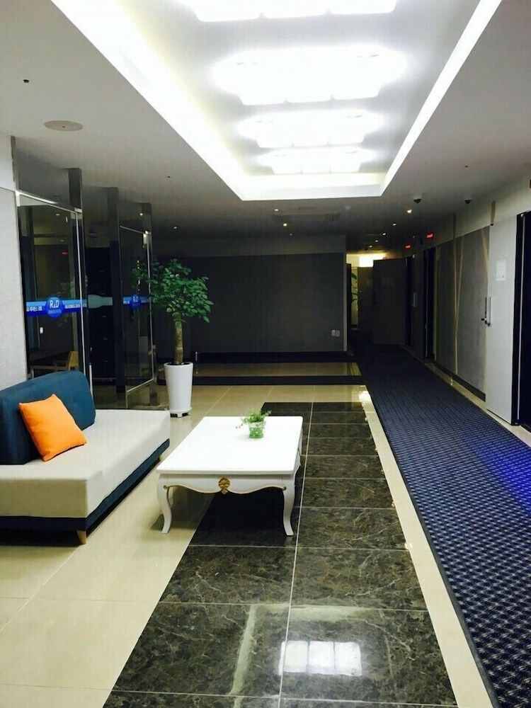 R&d Residence Hotel