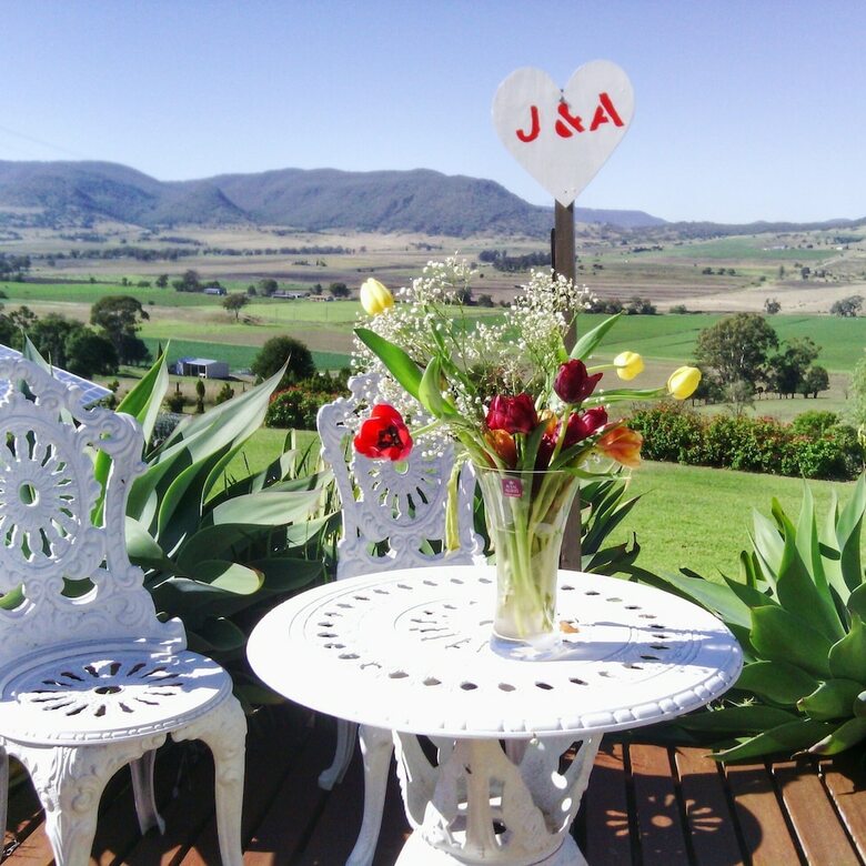 Bed & Breakfast R On The Downs Bnb & Spa Cottages
