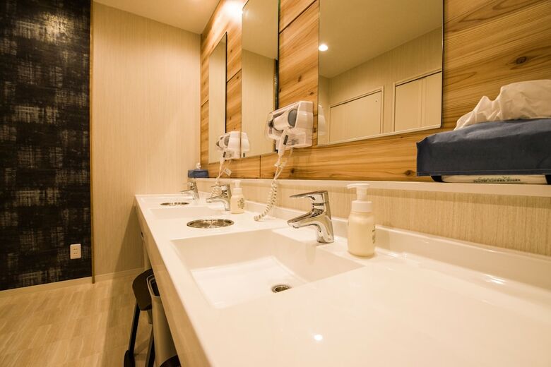 Hostal Relax Hostel Takayama Station