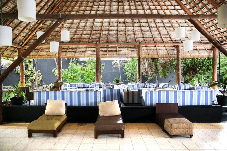 Hostal Lucky Traveler Hostel