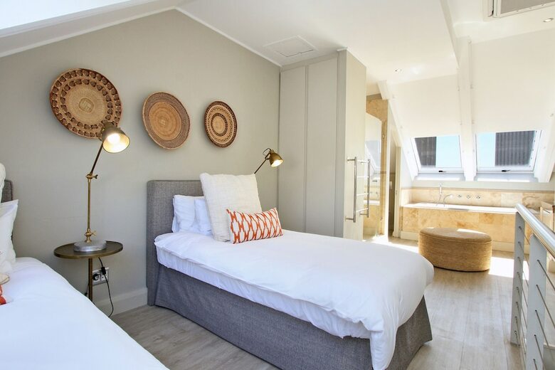 Apartamentos Avenue One