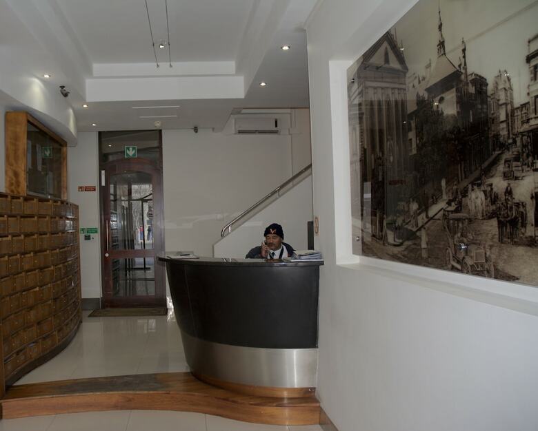Apartamentos Avenue One