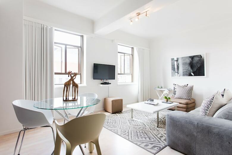 Apartamentos Avenue One