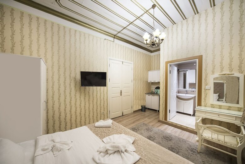 Emre Residence Suites