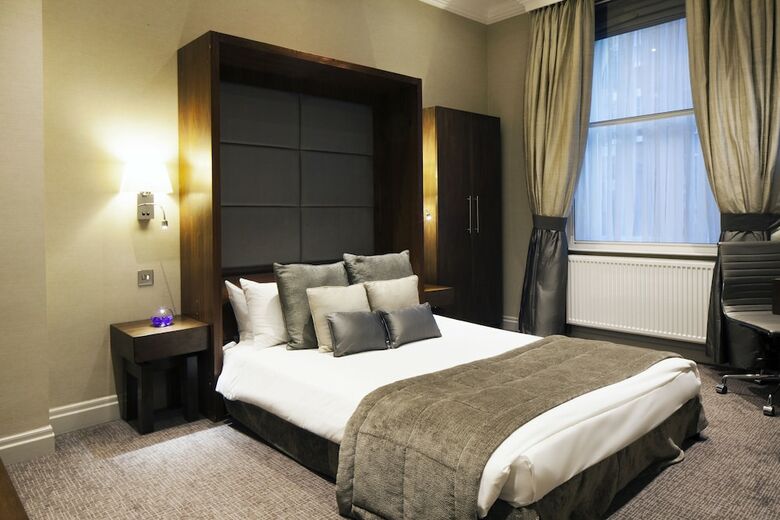 Langham Court Hotel