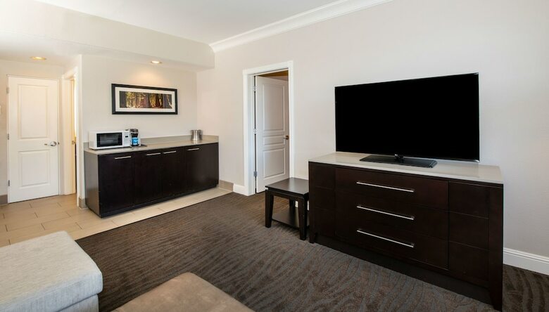 Hotel Hilton Santa Cruz - Scotts Valley
