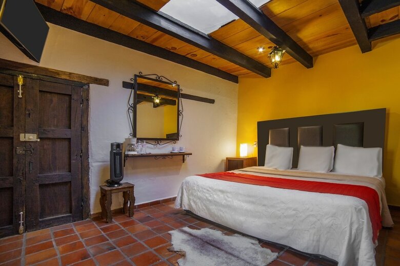 Hotel Adobe & Teja