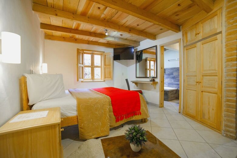 Hotel Adobe & Teja