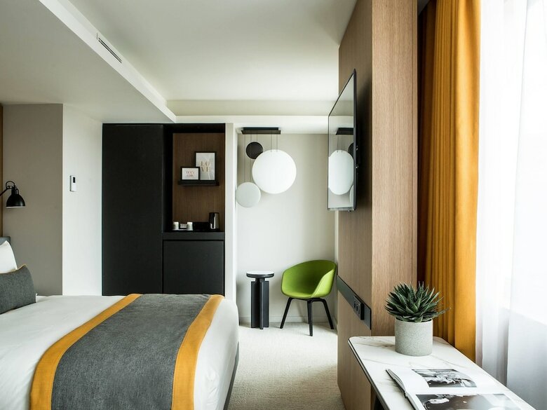 Hotel H�tel Mercure Paris 17 Batignolles