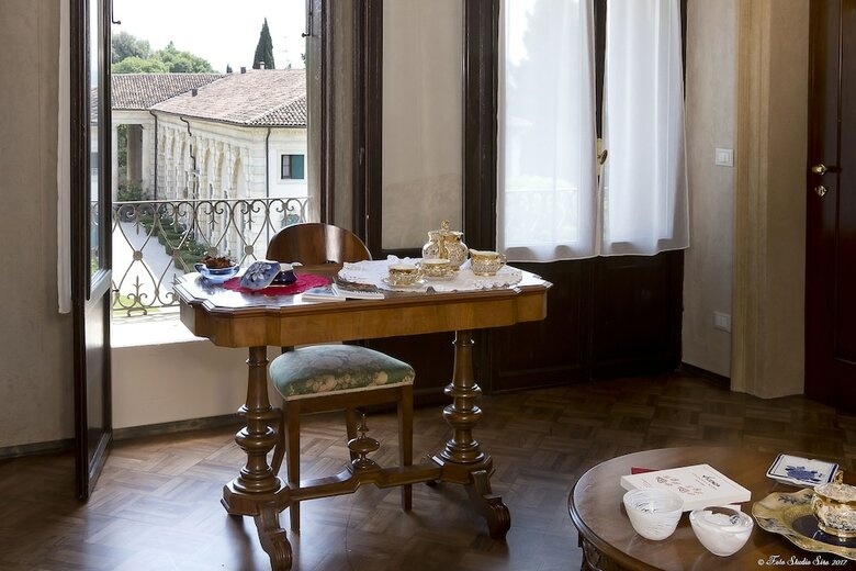Villa Valmarana Ai* Nani - Imperial Suite