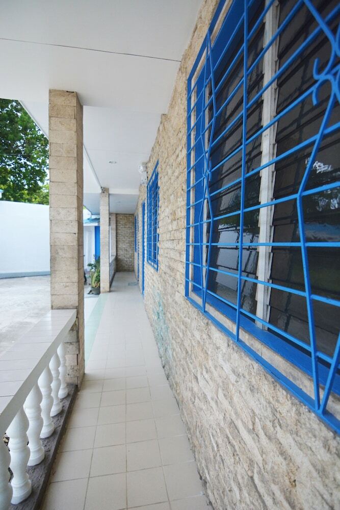 Hotel Highway To H Inn - Totolan