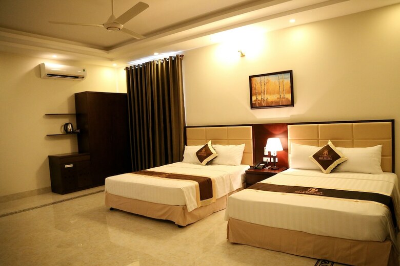 Halong Iris Hotel