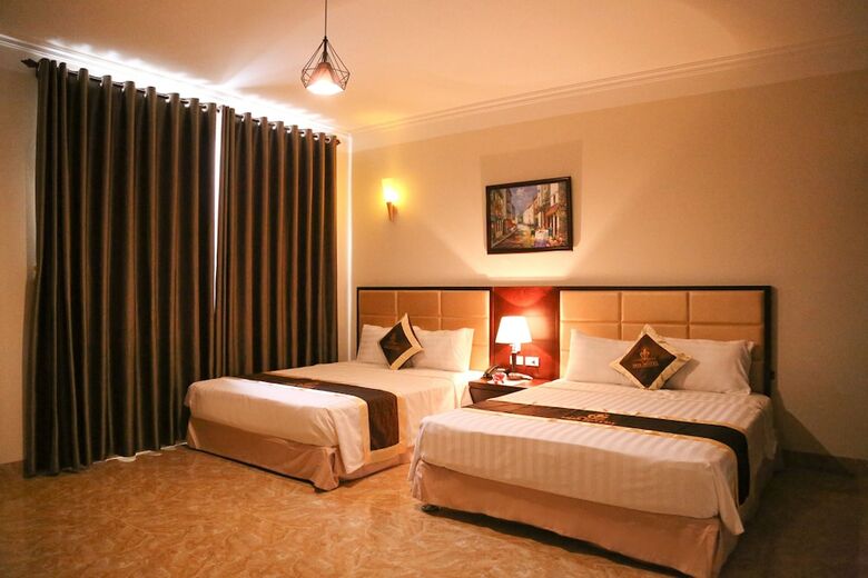 Halong Iris Hotel