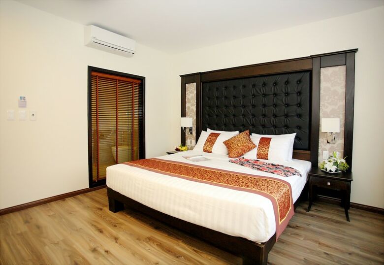 Ha Long Park Hotel
