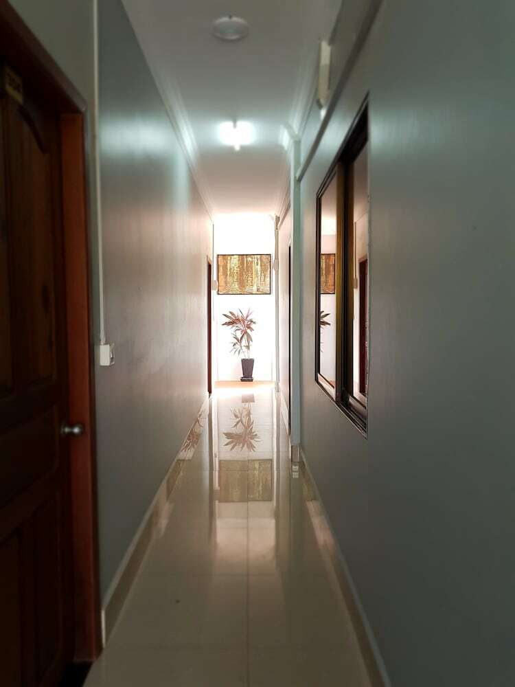 Hotel Nika's House