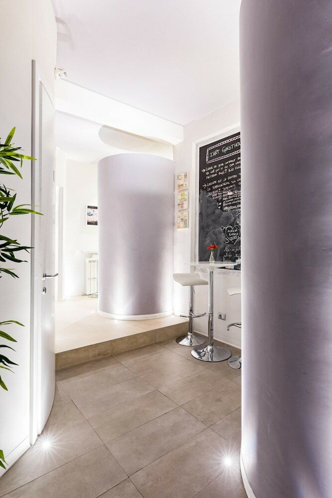 Hotel Iart Guesthouse