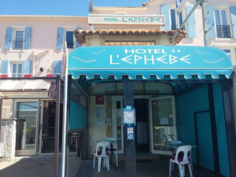 Hotel H�tel L'eph�be