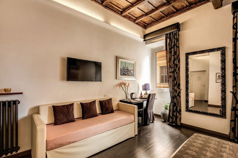 Hotel Piazza Di Spagna Comfort Rooms