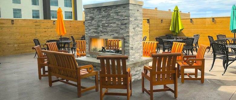 Best Western Plus St. John's Airport Hotel And Suites