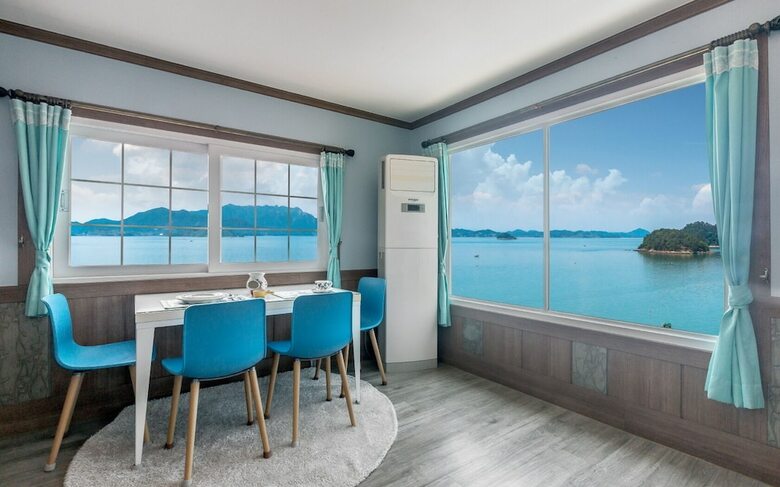 Yeosu Sunset & Sea Pension