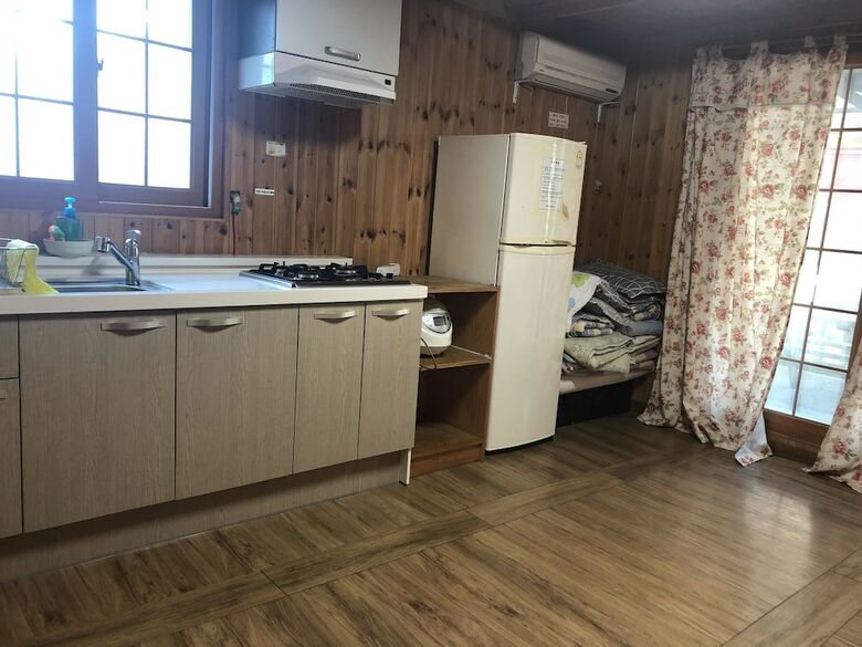 Apartamentos Yangsan Poonghodae Pension