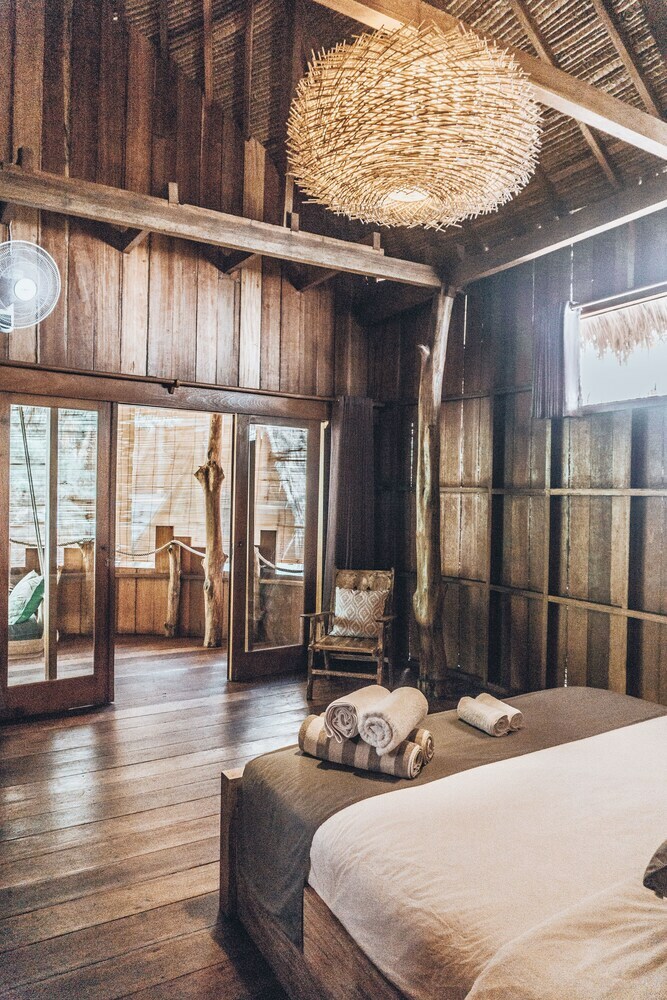 Hotel Gili Treehouses