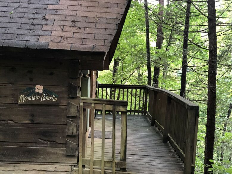 Bed & Breakfast Gatlinburg Adventure Cabins