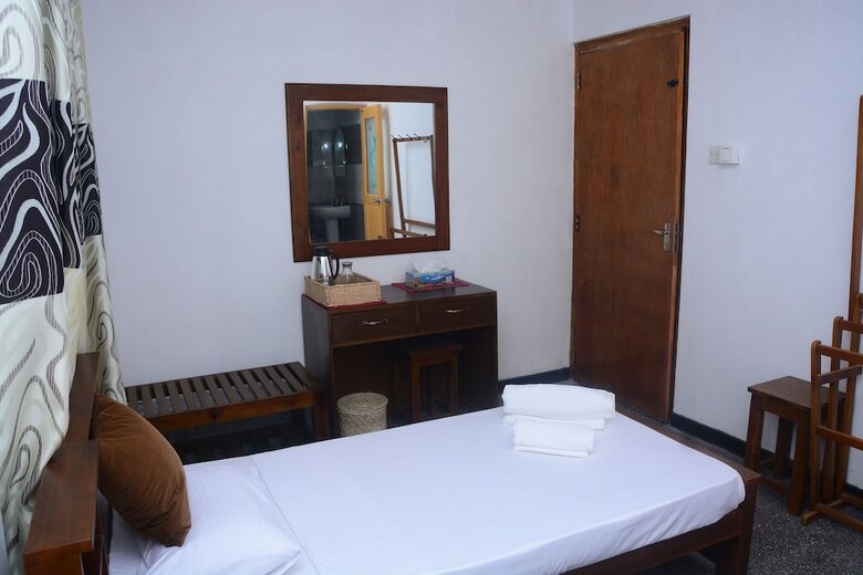 Hotel Lodge In 611