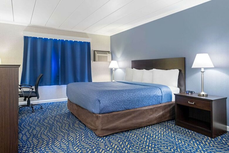 Hotel Econo Lodge Hicksville