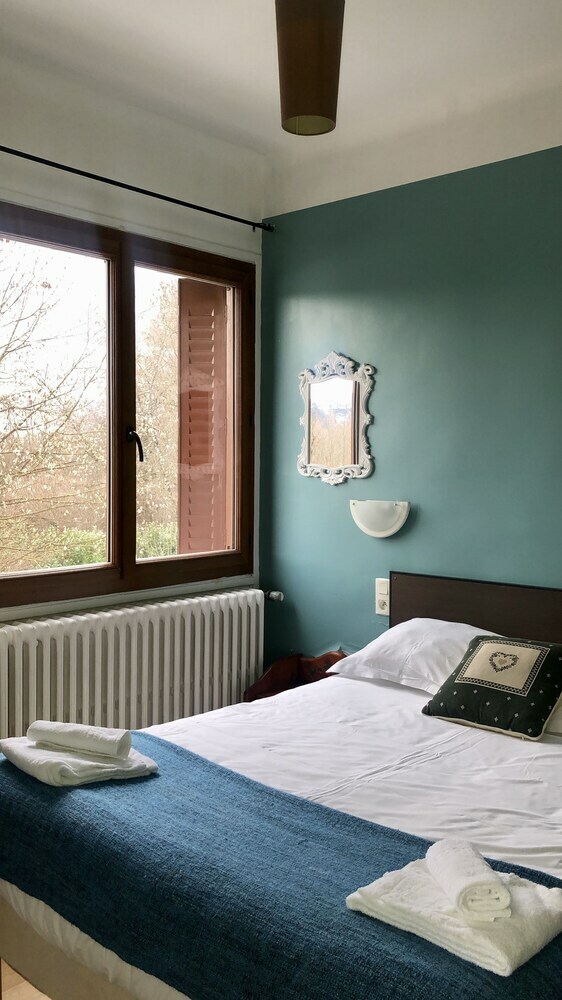 Hotel H�tel Les 3 Vall�es