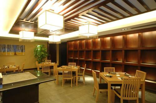 Royal Palace Hotel Haining