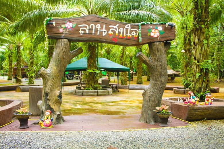 Hotel Raipreda Homestay