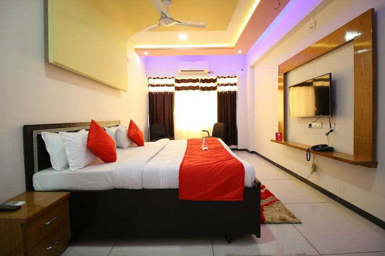 Oyo 5584 Hotel Siddharth Inn