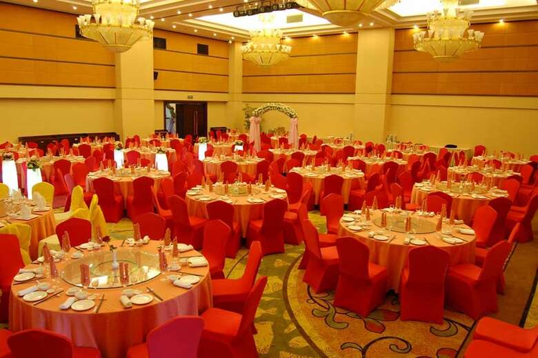 Ninghai New Century Hotel