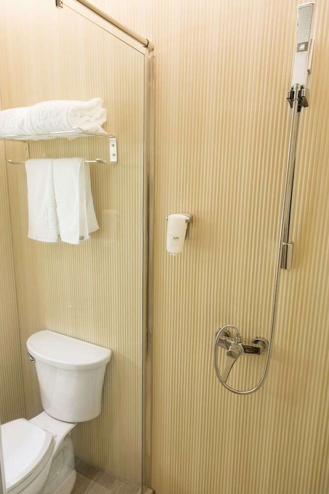 Hotel Ibis Styles Gy Bosideng Plz
