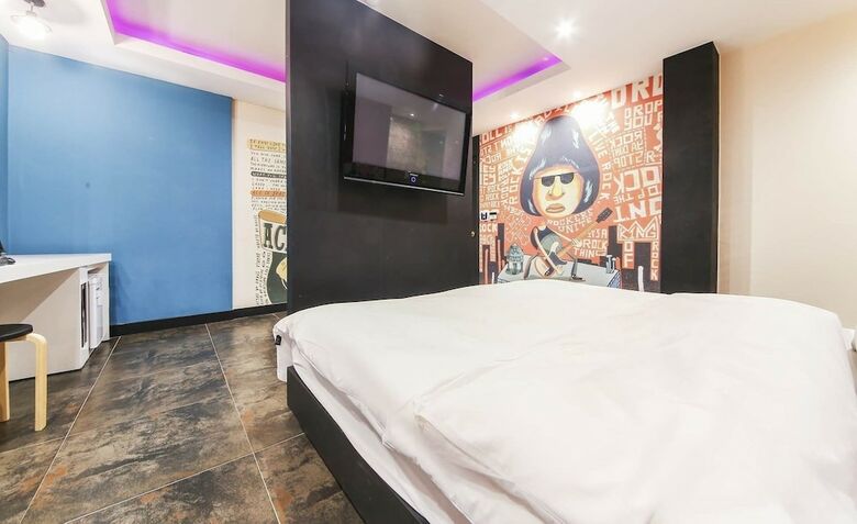 Lexy Hotel