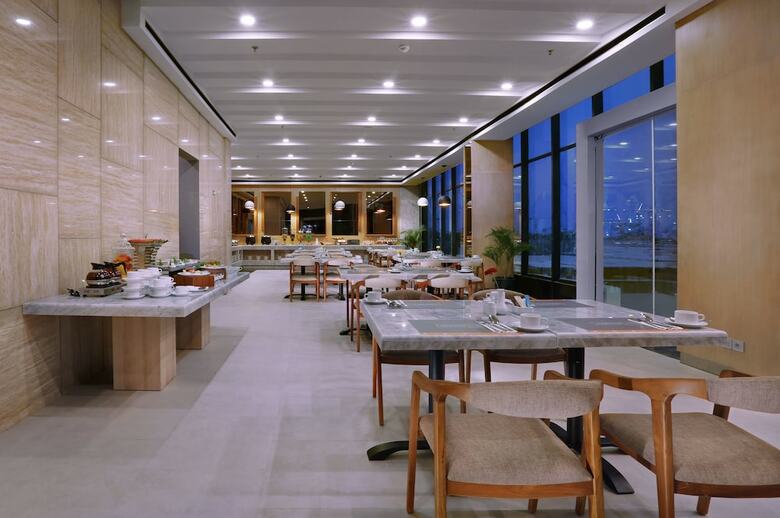 Hotel Harper Cikarang By Aston