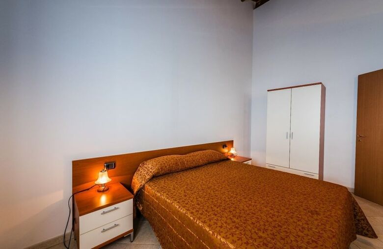 Residencia Villaggio Punta Alice Srl